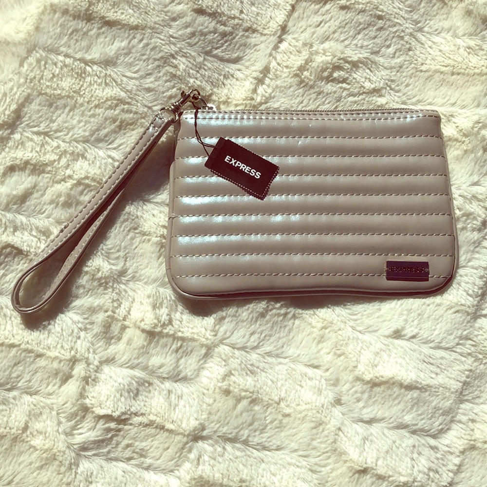 Wristlet